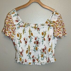 NWT Torrid Warm Sunset Floral Smocked Flutter Short Sleeve Crop Top